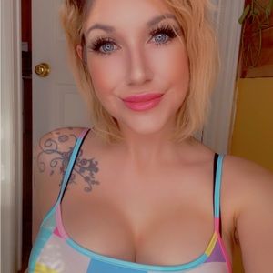 Meet your Posher, Jillian